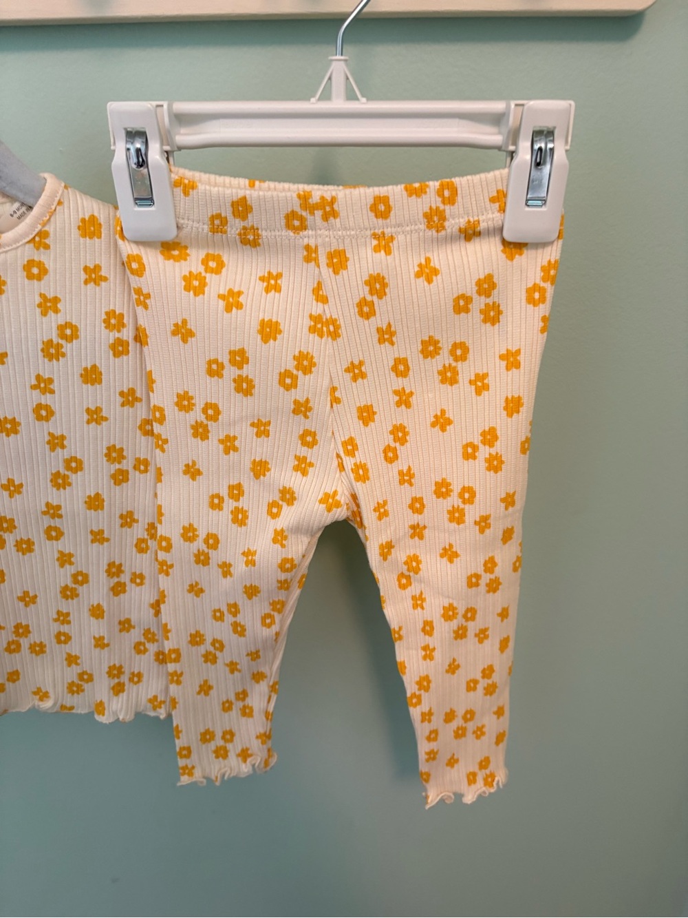 Zara Ribbed Floral Matching Set - Picture 4 of 6